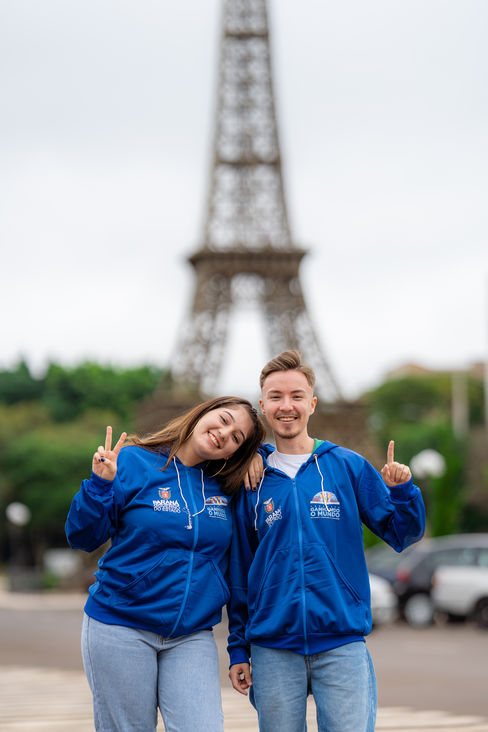 Foto de Lucas Fermin/Seed-PR - estudantes que participaram do Ganhando o Mundo.