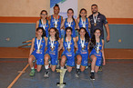 Fotografia que mostra a equipe feminina de basquete do Colgio Estadual Bartolomeu Mitre, campe dos jogos escolares Paranaense, sob orientao do professor e treinador Douglas Stapf Amancio. Agosto de 2017. <br /><br /> Colaborao: Bartolomeu Mitre <br /><br /> <strong>*A imagem disponibilizada  de responsabilidade do colaborador.</strong>